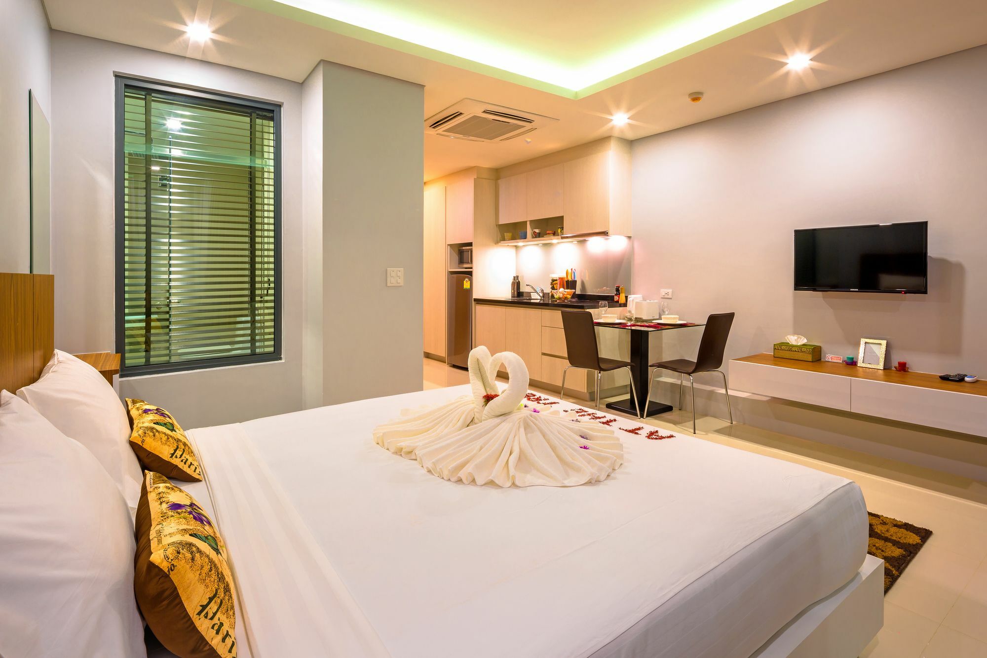 Aparthotel At The Tree Phuket Rawai Zewnętrze zdjęcie